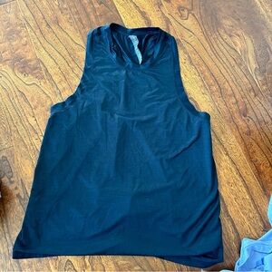 Vuori Blue Sleeveless Muscle Tee